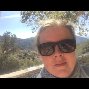 Meet your Posher, Jackie